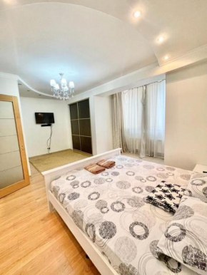 TOP tolstoi apartament BIG